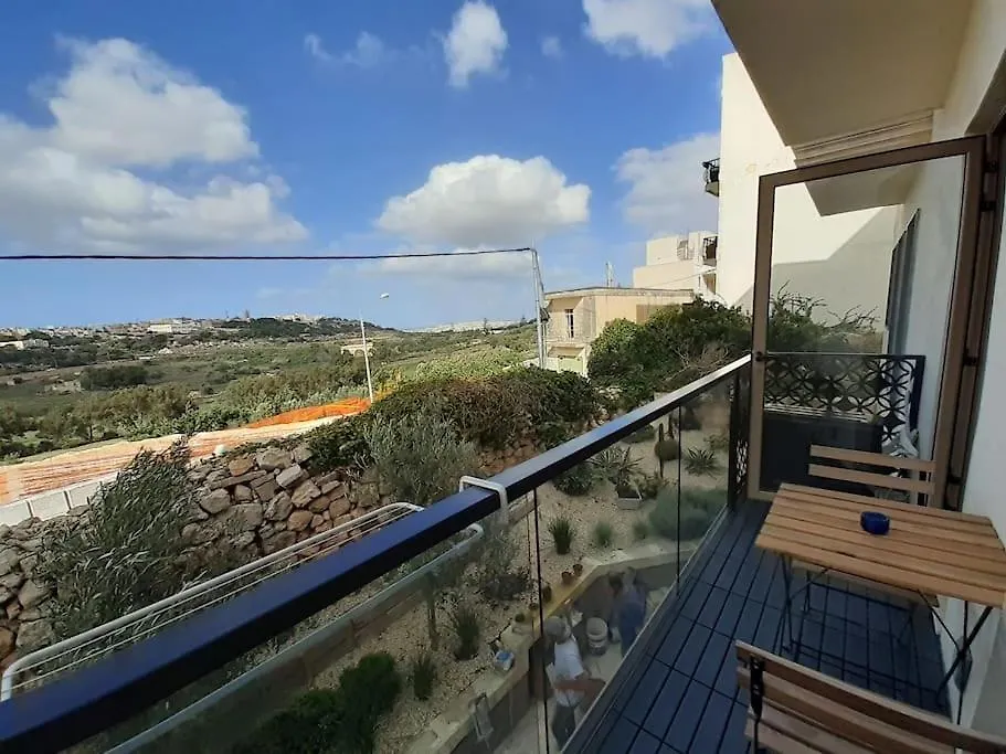 Modern Apartment On Mdina'S Promenade Rabat
